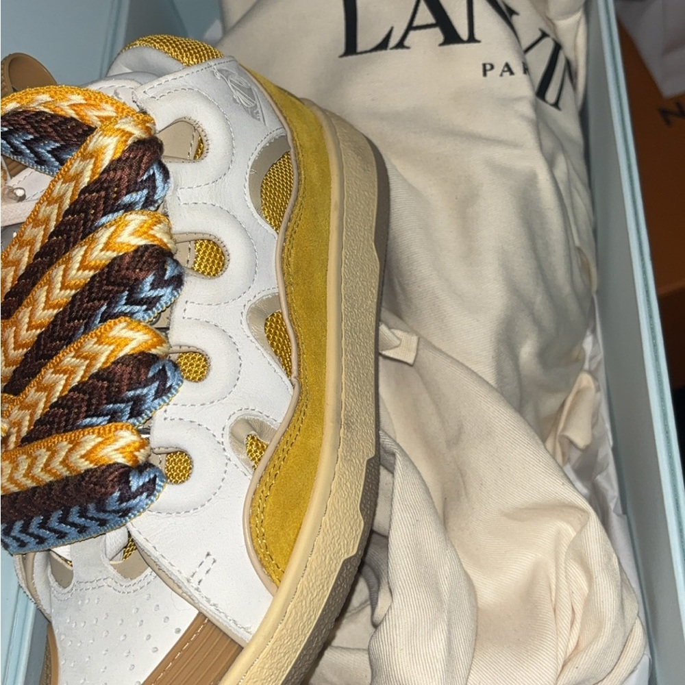 Worn twice !